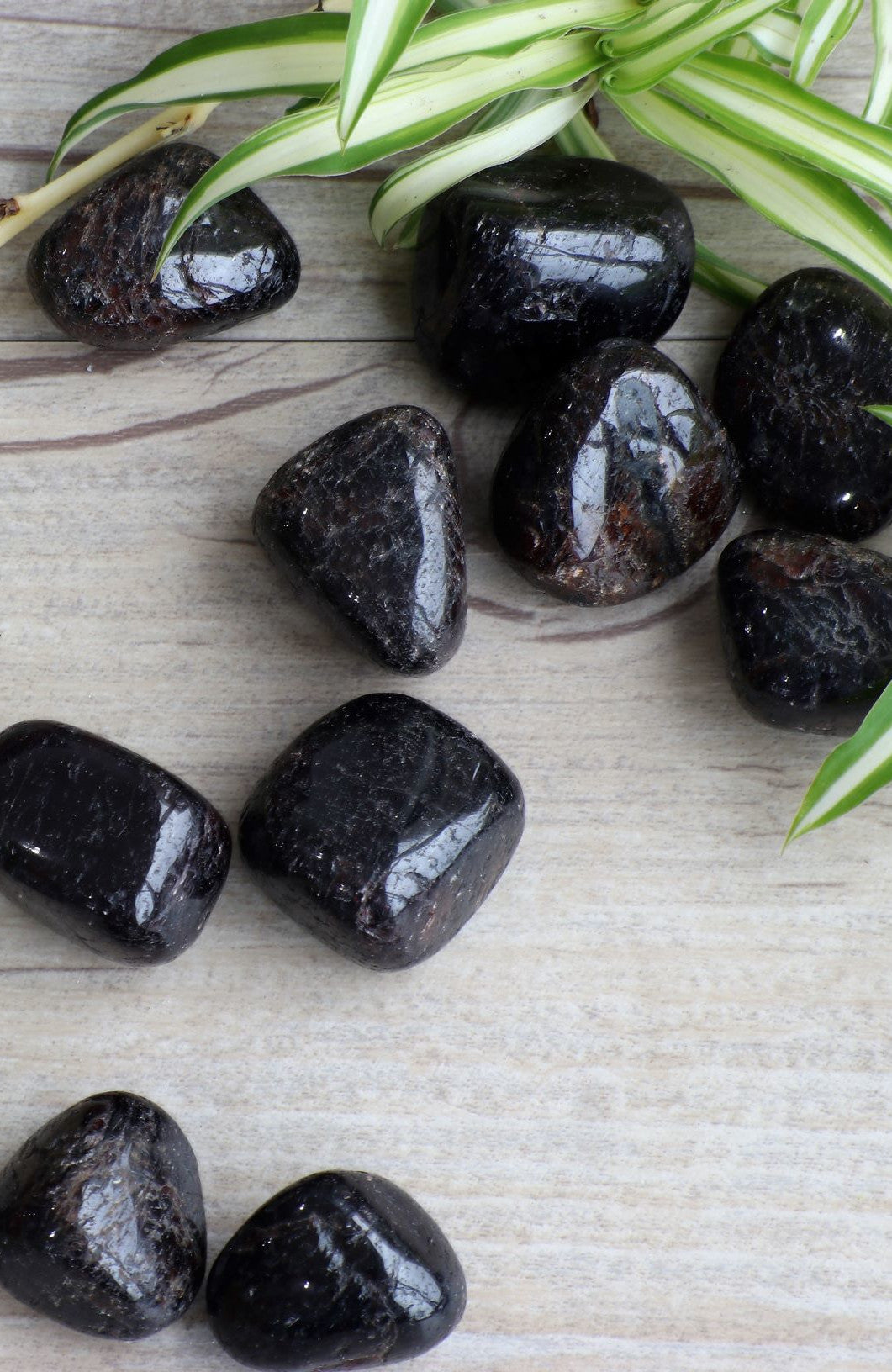 Garnet Tumbled Stone